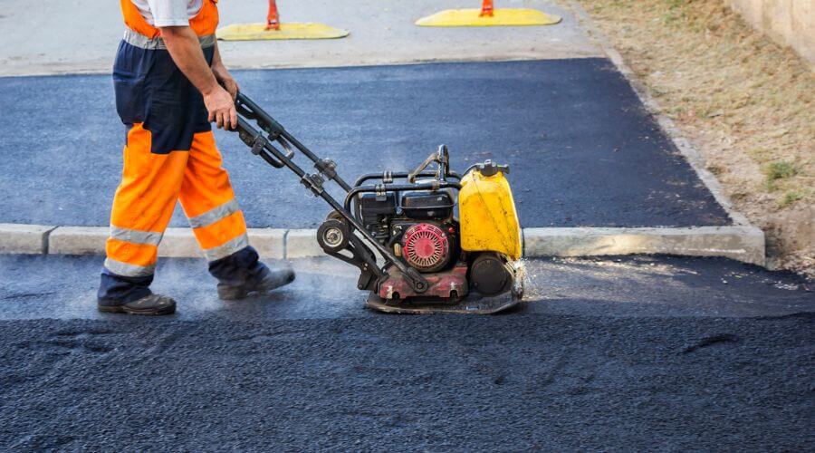 Professional gutter cleaning in Quecreek, PA